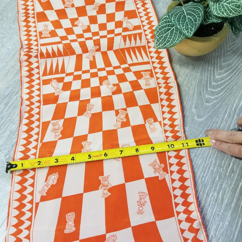 Vintage Chess Themed Table Runner - Picture 6 of 8